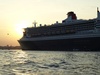 Queen Mary 2; Hamburg, Germany; Profil: Rowald;